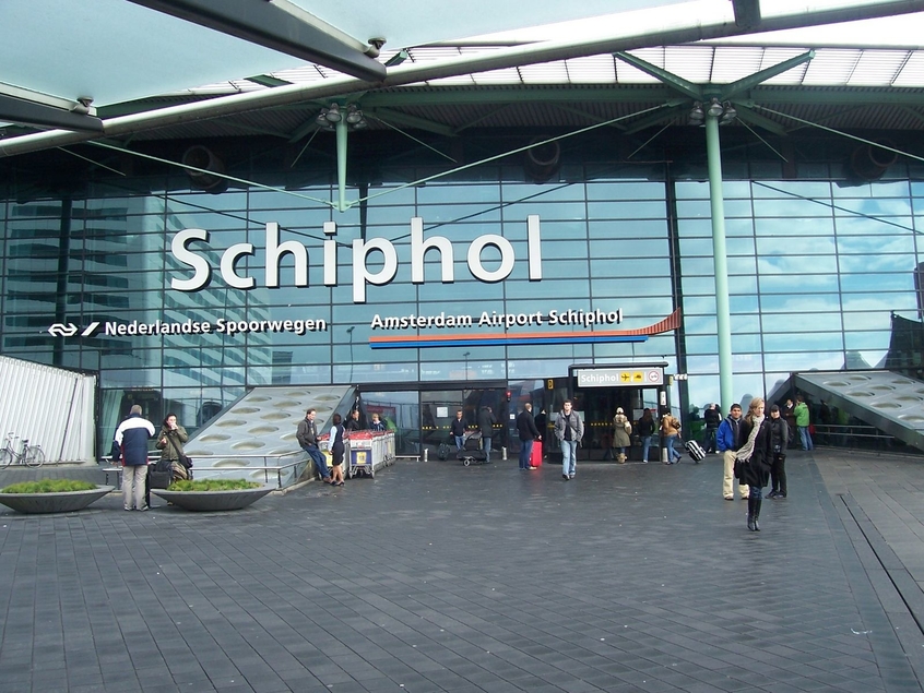 Schiphol Airport plans €3.5bn infrastructure investment - Global ...