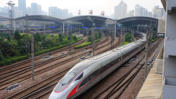 Shanghai’s main rail station. Among the projects to begin this year will be the long-awaited North Yangtze Line (MNXANL/CC BY-SA 4.0)